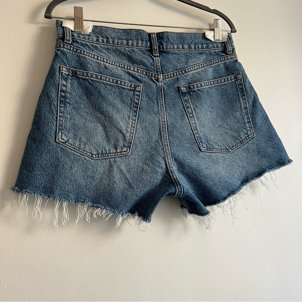 Reformation Charlene Shorts in Colorado - Picture 9 of 12